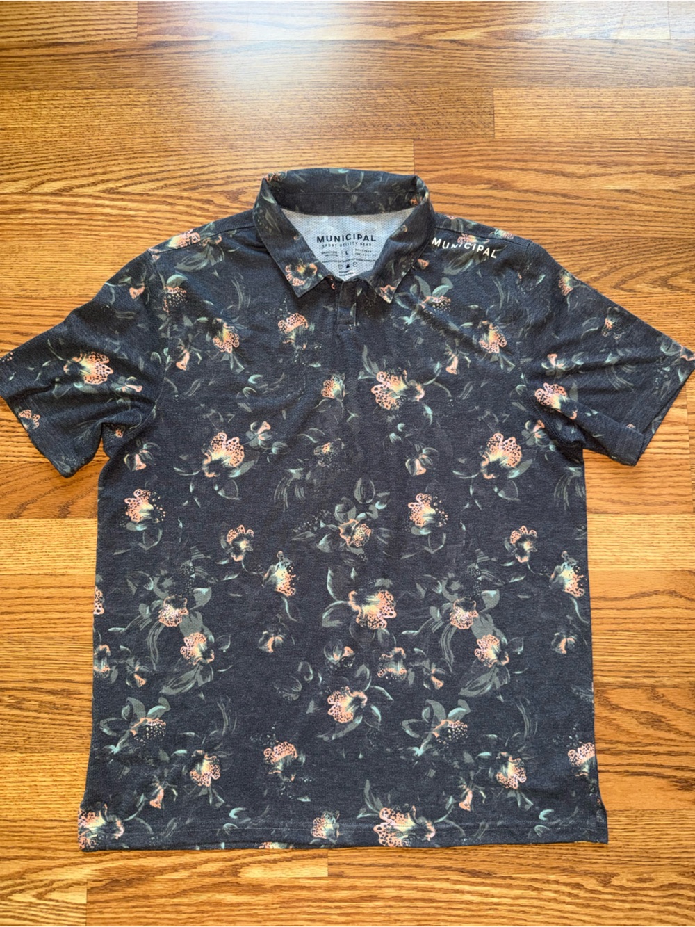 Municipal Men’s Black Floral Short-Sleeve Polo Large